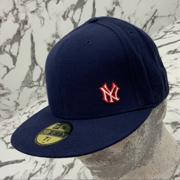 Men's New Era Cap Navy Knit Flawless 59FIFTY NY Yankees NWT - Picture 1 of 5